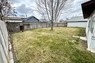 1905 Cherry St, Baker City, OR 97814 - Photo 17