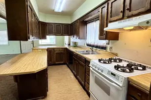 1905 Cherry St, Baker City, OR 97814 - Photo 5