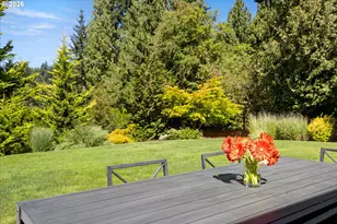 6305 SW Sweetbriar Ct, Portland, OR 97221 - Photo 13