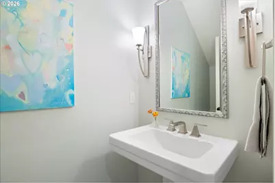 6305 SW Sweetbriar Ct, Portland, OR 97221 - Photo 19