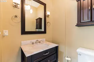 3425 S Corbett Ave, Portland, OR 97239 - Photo 21