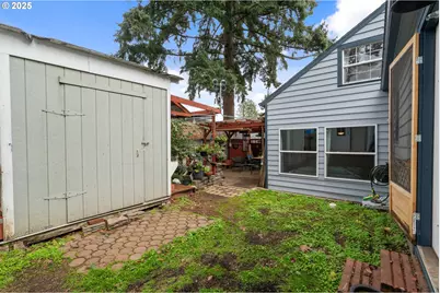 585 Madrona Ave S, Salem, OR 97302 - Photo 27
