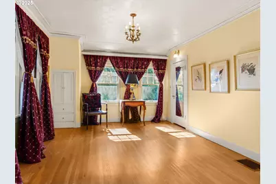 2917 SW Fairview Blvd, Portland, OR 97205 - Photo 13