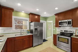 6926 N Sedro St, Portland, OR 97203 - Photo 15