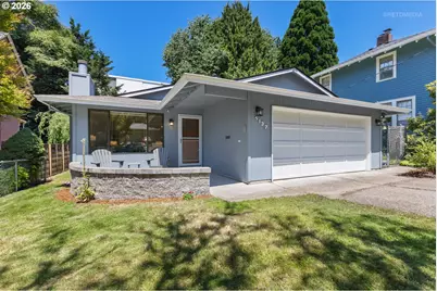4137 SE Ivon St, Portland, OR 97202 - Photo 1