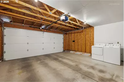 4137 SE Ivon St, Portland, OR 97202 - Photo 29