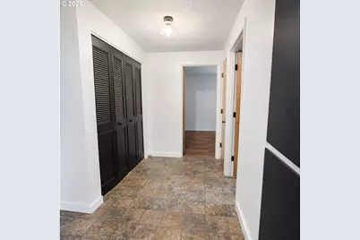 1510 NW Lester St, Roseburg, OR 97471 - Photo 11