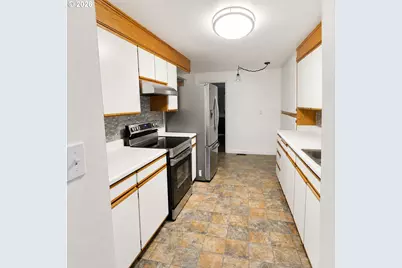 1510 NW Lester St, Roseburg, OR 97471 - Photo 21