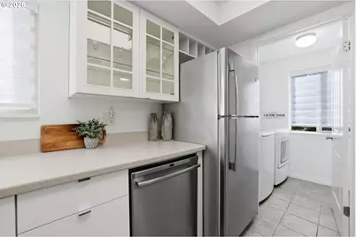 11683 SW Boones Bend Dr, Beaverton, OR 97008 - Photo 9