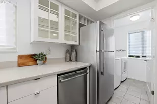 11683 SW Boones Bend Dr, Beaverton, OR 97008 - Photo 9