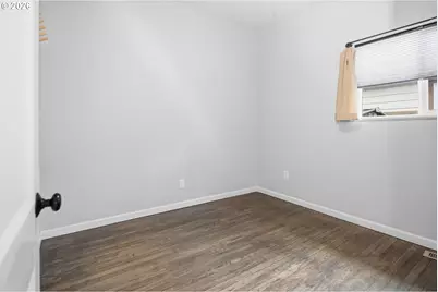 420 SW 133rd Ave, Beaverton, OR 97005 - Photo 11