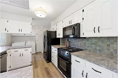 3470 Hyacinth St, Eugene, OR 97404 - Photo 13