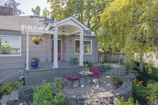 70 Grand View Dr, Eugene, OR 97405 - Photo 1