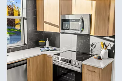 6205 NE Stanton St, Portland, OR 97213 - Photo 5