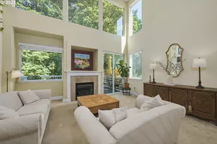 15760 SW Peachtree Dr, Portland, OR 97224 - Photo 3