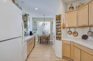 15760 SW Peachtree Dr, Portland, OR 97224 - Photo 5