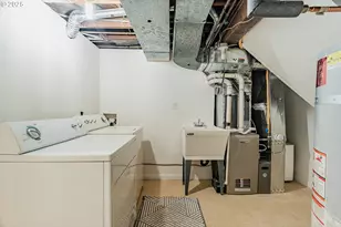 3824 SE Carlton St, Portland, OR 97202 - Photo 33