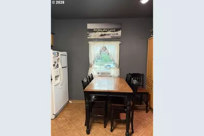 1390 Alder St, Elgin, OR 97827 - Photo 5