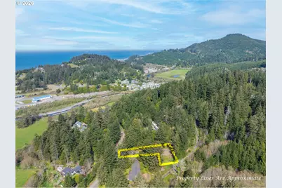 28397 Mateer Rd, Gold Beach, OR 97444 - Photo 3