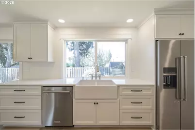 4195 SW 187th Ave, Beaverton, OR 97078 - Photo 9