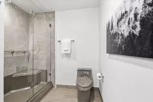 1420 NW Lovejoy St, Portland, OR 97209 - Photo 19