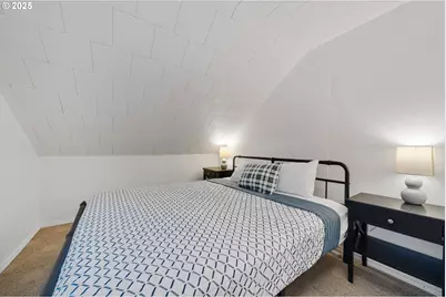 240 S Harbor St, Rockaway Beach, OR 97136 - Photo 21