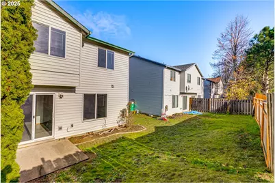 15648 NE Milton Pl, Portland, OR 97230 - Photo 5