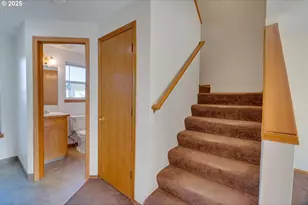 15648 NE Milton Pl, Portland, OR 97230 - Photo 25