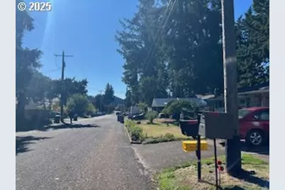 2105 SE 143rd Ave, Portland, OR 97233 - Photo 21