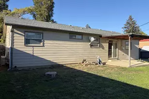686 W First Ave, Sutherlin, OR 97479 - Photo 27