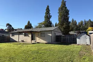 686 W First Ave, Sutherlin, OR 97479 - Photo 25
