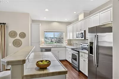 778 NE Adwick Dr, Hillsboro, OR 97006 - Photo 13