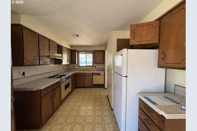 1164 Elizabeth St, Eugene, OR 97402 - Photo 7