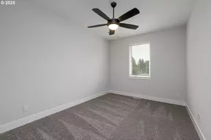 15216 S E Towers Ter, Milwaukie, OR 97267 - Photo 21