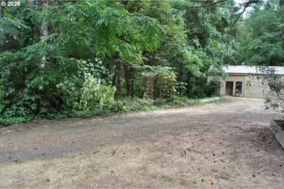 23776 Warthen Rd, Elmira, OR 97437 - Photo 29