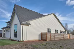 1701 S Alpine St, Cornelius, OR 97113 - Photo 3