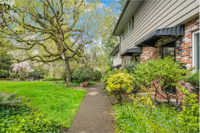 8333 SE 23rd Ave #A, Portland, OR 97202 - Photo 3