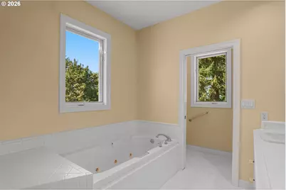 19455 SW Heightsview Dr, Beaverton, OR 97007 - Photo 35