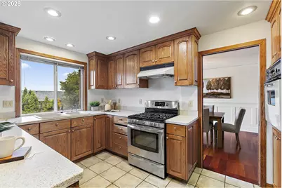 10793 SE 95th Ct, Happy Valley, OR 97086 - Photo 9