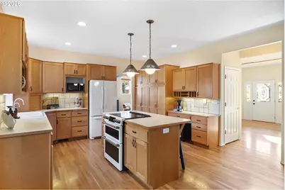 1506 NW Beech St, Camas, WA 98607 - Photo 13