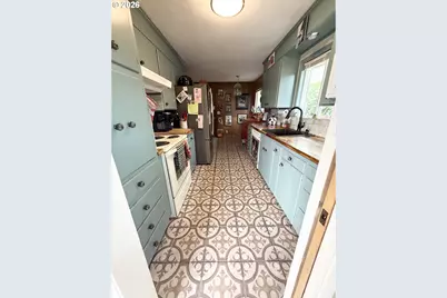 1328 NW King Ave, Pendleton, OR 97801 - Photo 9