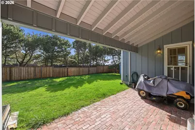 1027 Seabird Dr SW, Bandon, OR 97411 - Photo 41