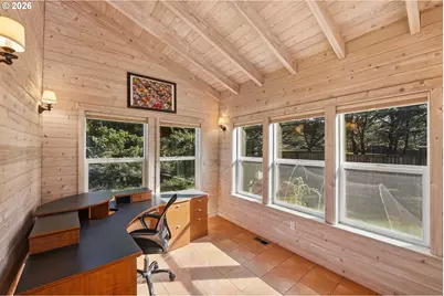 1027 Seabird Dr SW, Bandon, OR 97411 - Photo 21