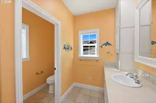 1027 Seabird Dr SW, Bandon, OR 97411 - Photo 37