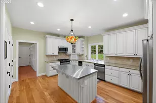 1027 Seabird Dr SW, Bandon, OR 97411 - Photo 11