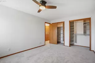 954 S A St, Washougal, WA 98671 - Photo 31
