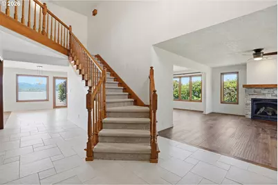 954 S A St, Washougal, WA 98671 - Photo 5