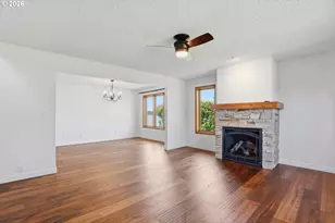 954 S A St, Washougal, WA 98671 - Photo 7