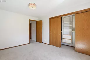 954 S A St, Washougal, WA 98671 - Photo 17
