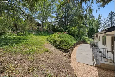 860 NW Battaglia Ave, Gresham, OR 97030 - Photo 47